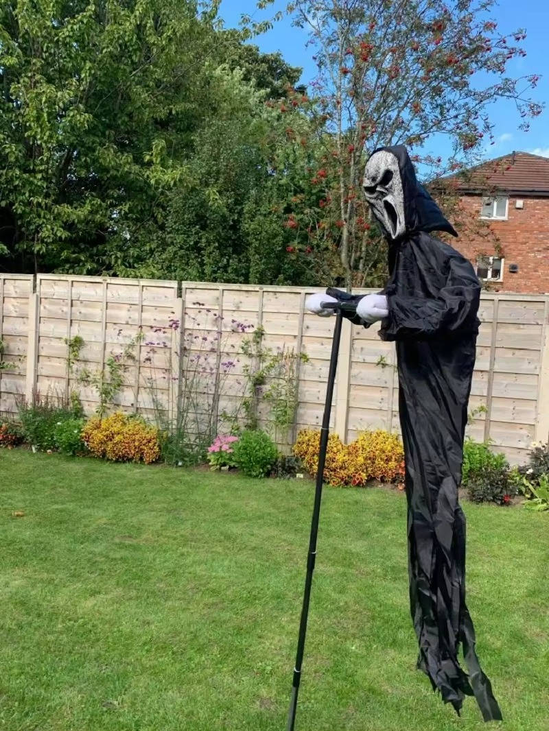 Floating Ghost Halloween Yard Stake Decoration
