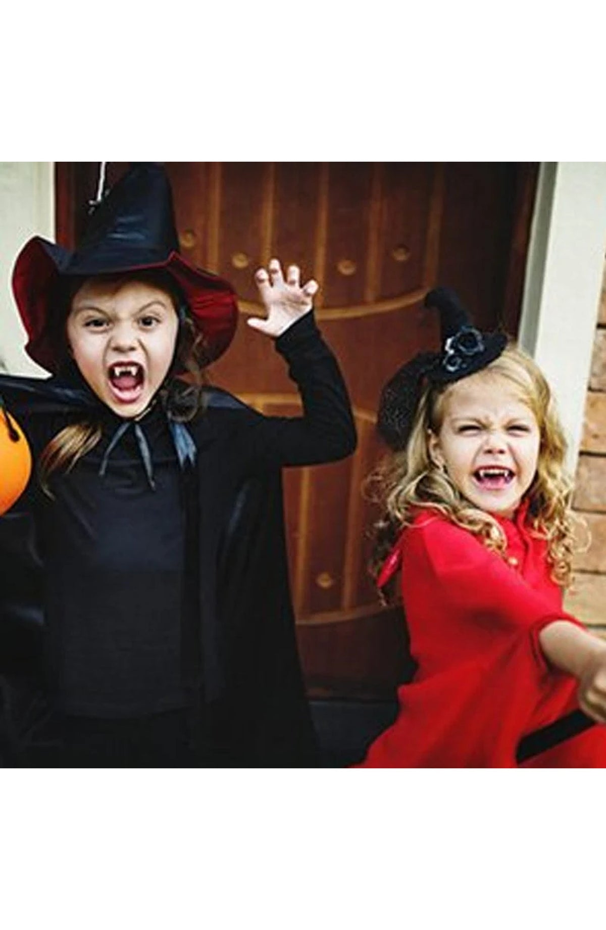 Retractable Vampire Fangs - Reusable Costume Teeth