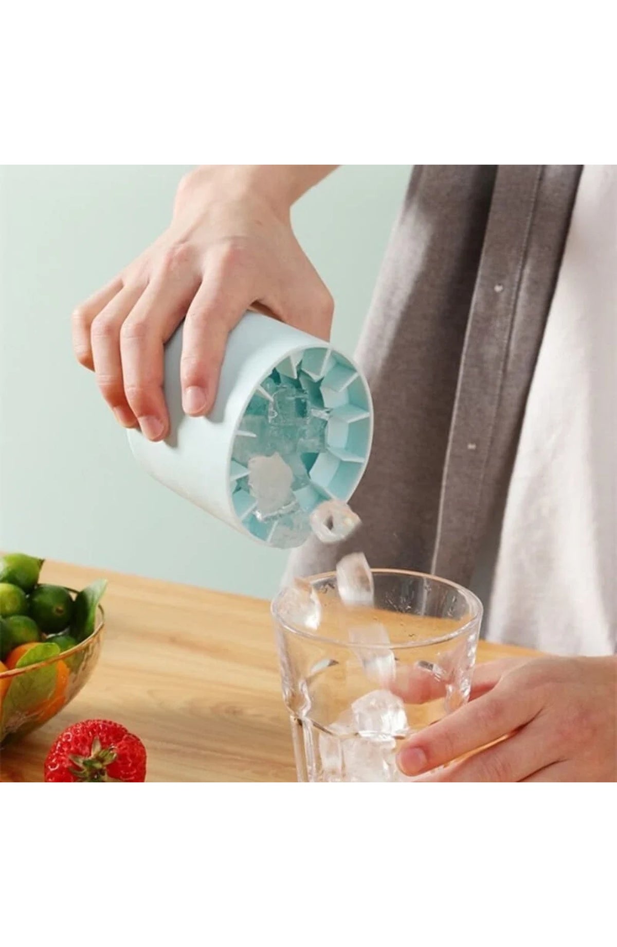 Silicone Ice Cube Tray, Portable Ice Maker - view 3