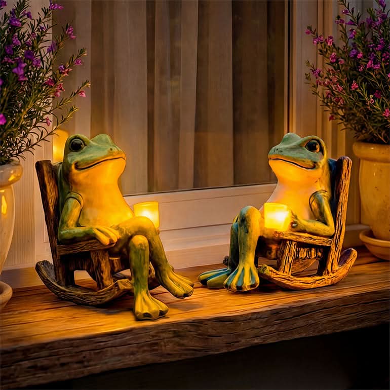 Solar Frog Garden Statue, 10 in Resin Frog with Solar Light for Yard